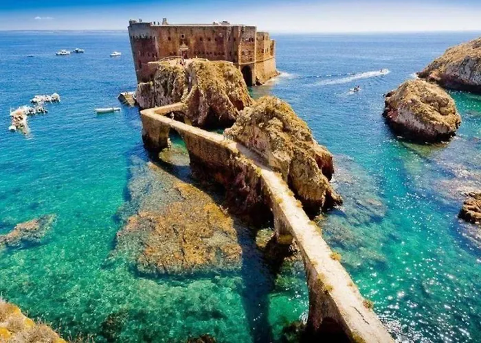 Joana Vasconcelos, Ocean View & Pool - Pata Da Gaivota Willa Lourinhã