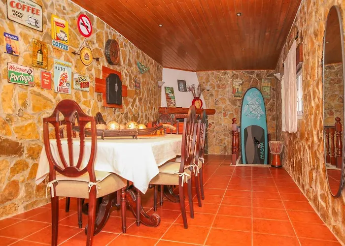 Joana Vasconcelos, Ocean View & Pool - Pata Da Gaivota * Lourinhã