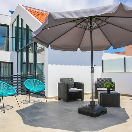 House Joana Vasconcelos, Ocean View & Pool - Pata Da Gaivota